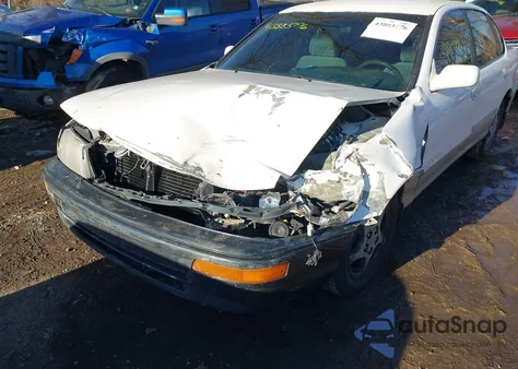 1999 Toyota Avalon Xl from USA, damaged, VIN 4T1BF18B7XU297771